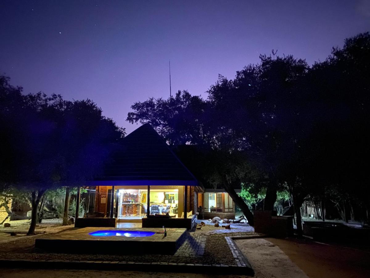 Twiga Lodge Mabalingwe Bela-Bela Esterno foto