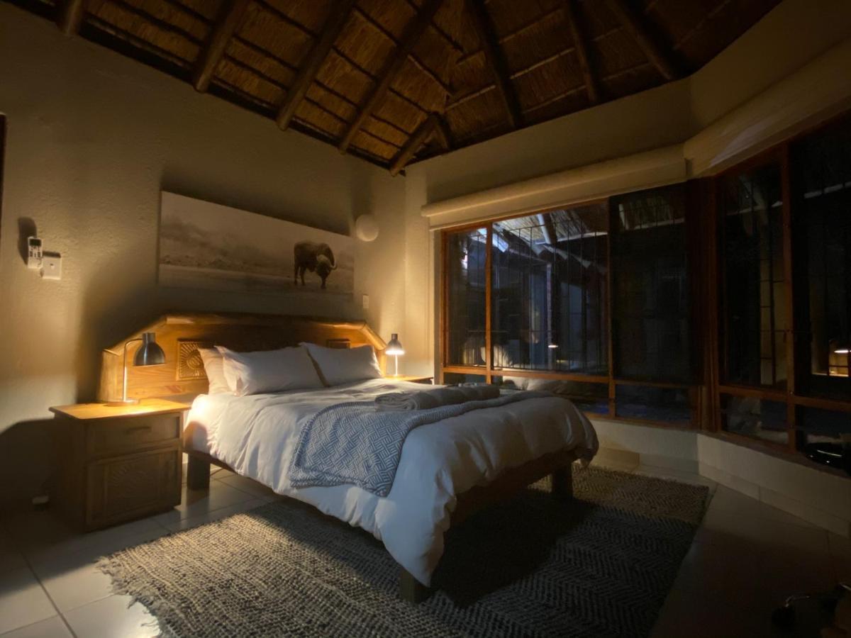 Twiga Lodge Mabalingwe Bela-Bela Esterno foto